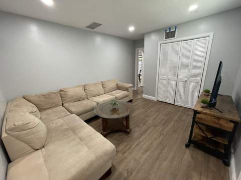 2620 NE 19th Street, Pompano Beach FL - photo 11 of 22