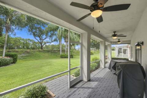 228 SW Lake Forest Way, Port St. Lucie FL - photo 24 of 38
