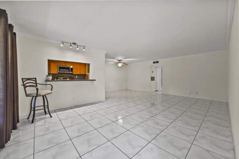 605 High Point Boulevard #C, Delray Beach FL - photo 8 of 35