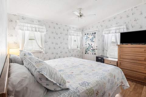 13 Hibiscus Drive #H, Briny Breezes FL - photo 12 of 17