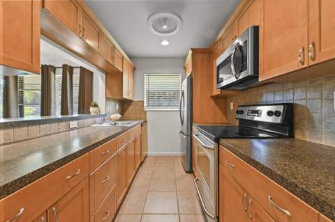 605 High Point Boulevard #C, Delray Beach FL - photo 10 of 35