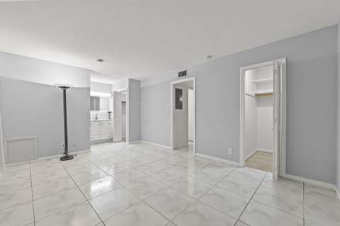 605 High Point Boulevard #C, Delray Beach FL - photo 17 of 35