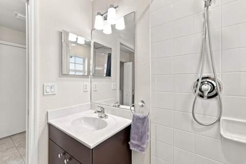 228 SW Lake Forest Way, Port St. Lucie FL - photo 21 of 38