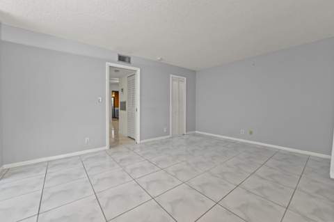 605 High Point Boulevard #C, Delray Beach FL - photo 15 of 35