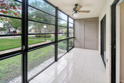 7801 Ashmont Circle #104, Tamarac FL - photo 19 of 31