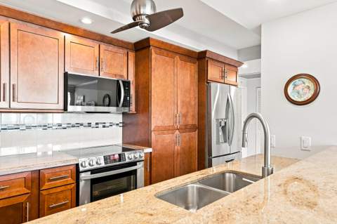3300 NE 36th Street #1121, Fort Lauderdale FL - photo 12 of 64