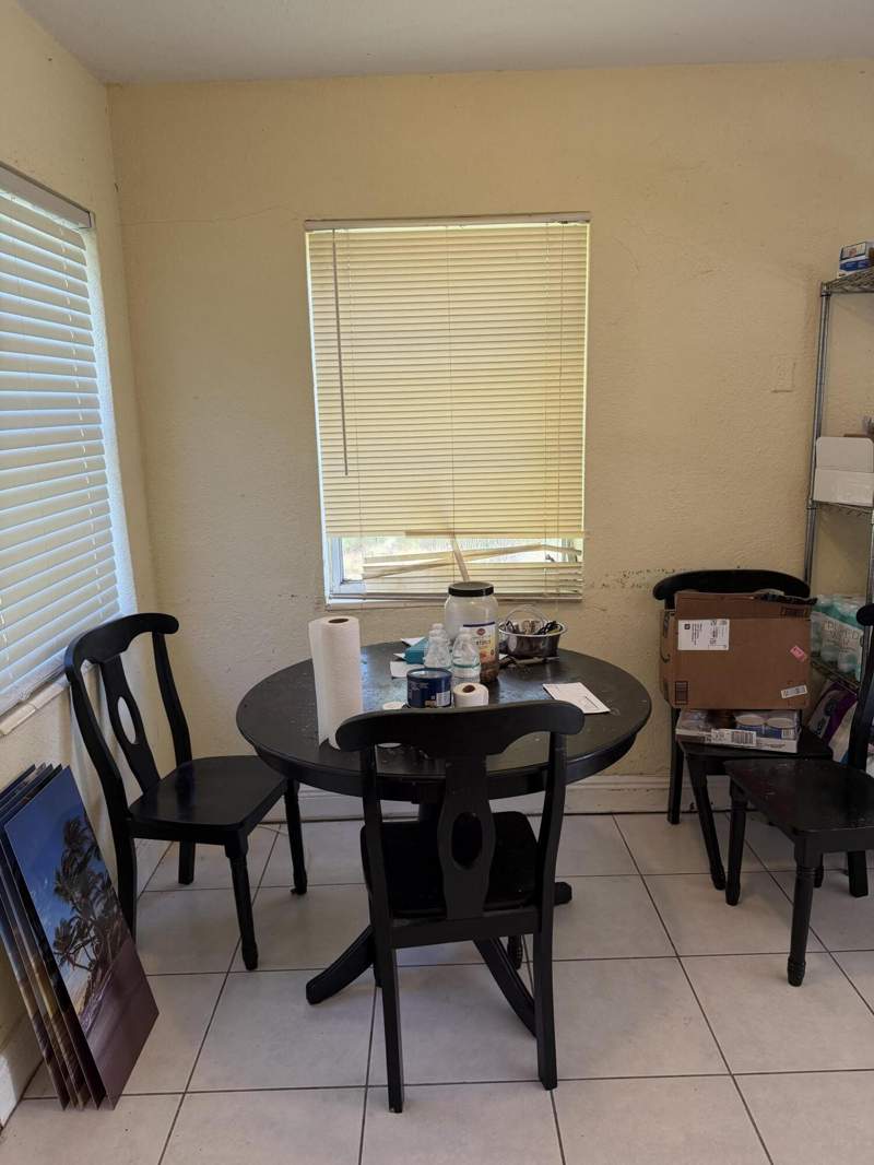 3 bedroom Single Family Residence at 429 SW 22nd Terrace, Woodland Park Amd Plat, Fort Lauderdale — photo 5