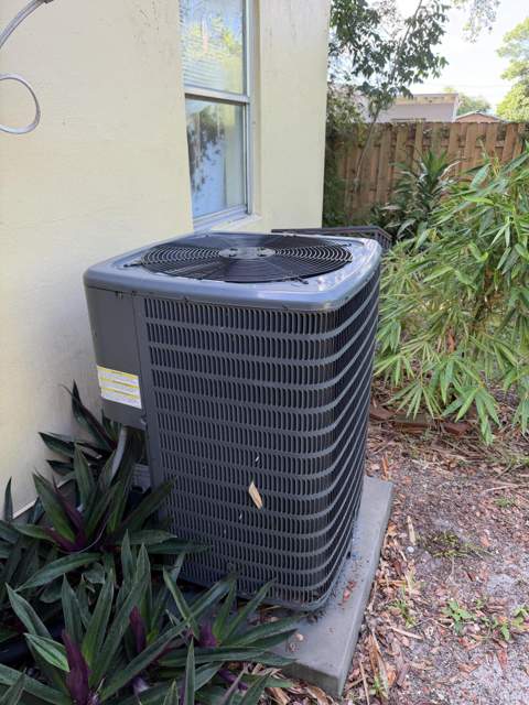 429 SW 22nd Terrace, Fort Lauderdale FL - photo 15 of 24