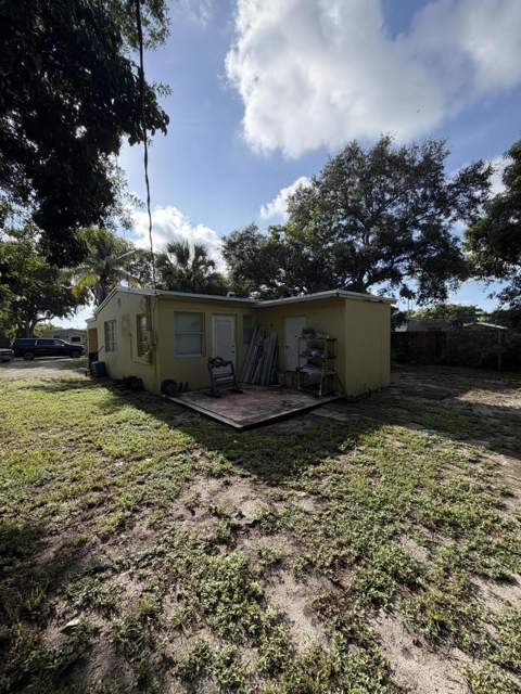 429 SW 22nd Terrace, Fort Lauderdale FL - photo 19 of 24