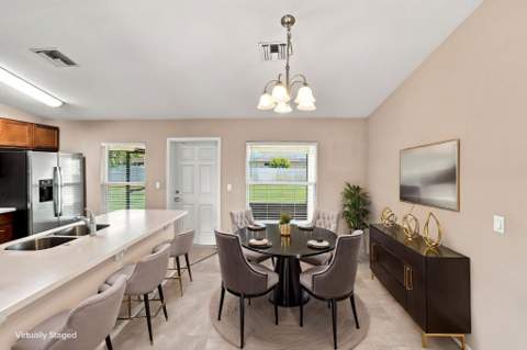 538 SW Prado Avenue, Port St. Lucie FL - photo 12 of 39