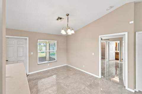 538 SW Prado Avenue, Port St. Lucie FL - photo 11 of 39