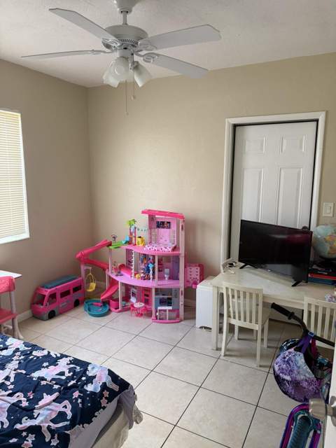2501 SW 3rd Street, Fort Lauderdale FL - photo 6 of 19