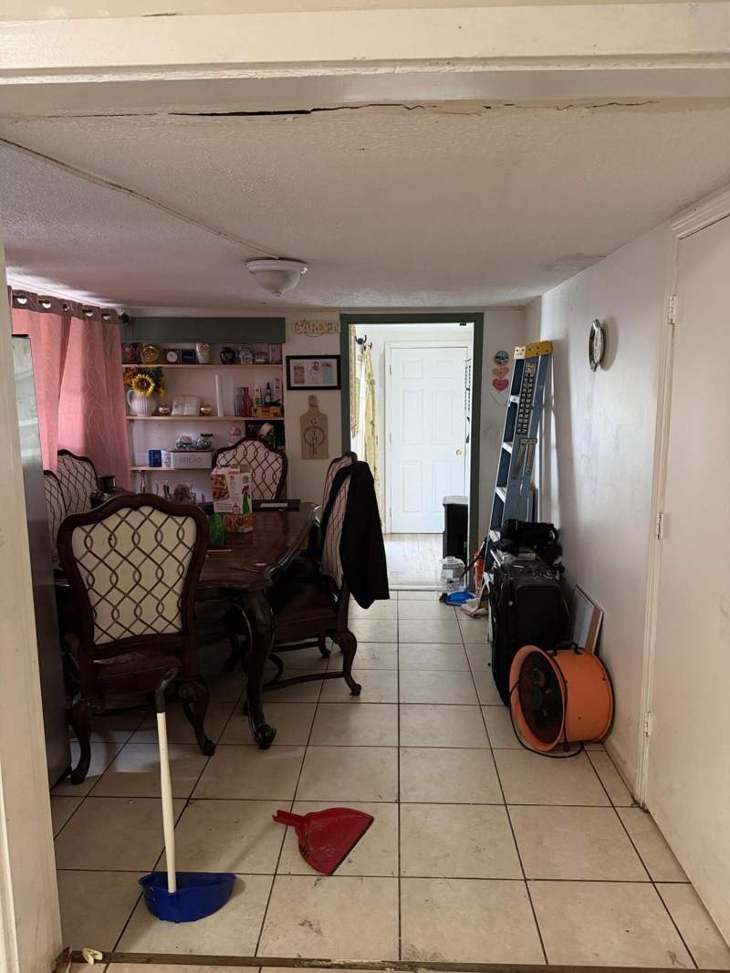 4 bedroom Single Family Residence at 425 SW 24th Avenue, Woodland Park Amd Plat, Fort Lauderdale — photo 3