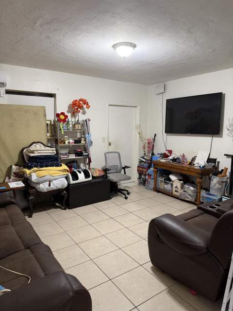 425 SW 24th Avenue, Fort Lauderdale FL - photo 8 of 15