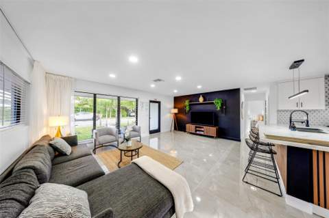 2925 NE 1st Avenue, Wilton Manors FL - photo 14 of 63