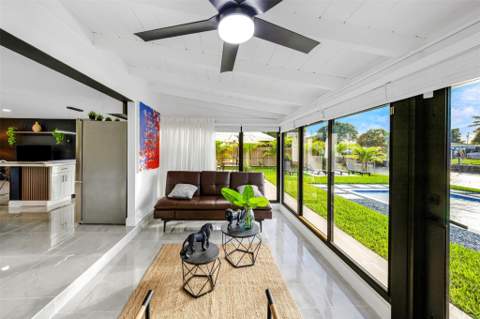 2925 NE 1st Avenue, Wilton Manors FL - photo 19 of 63
