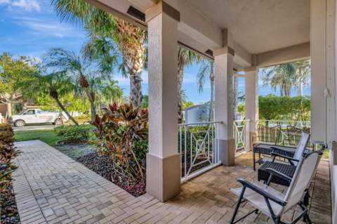 2305 Sailfish Cove Drive, West Palm Beach FL - photo 8 of 73