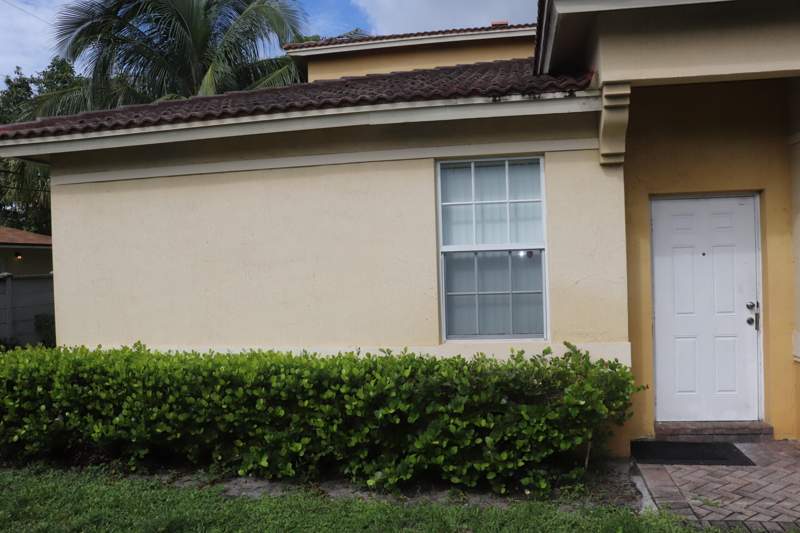 2 bedroom Single Family Residence at 613 NW 21st Avenue, Sabal Chase, Pompano Beach — photo 3