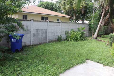 613 NW 21st Avenue, Pompano Beach FL - photo 6 of 18
