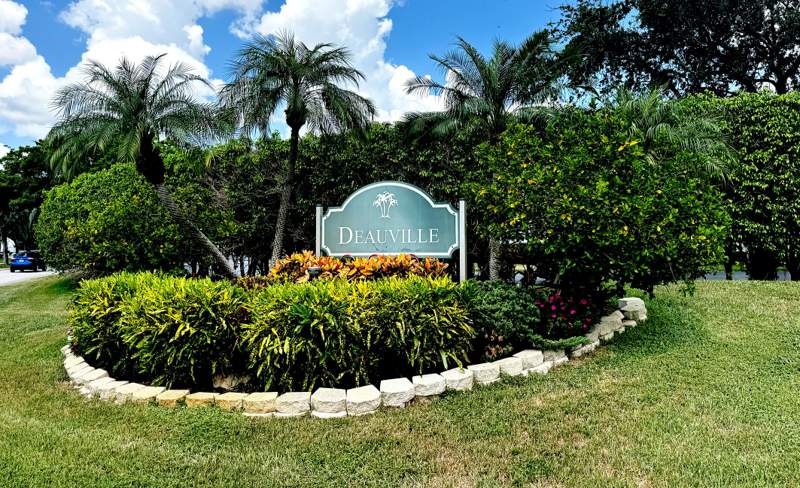 2 bedroom Condominium at 14701 Cumberland Drive, Villages Of Oriole Deauville Condo, Delray Beach — photo 2