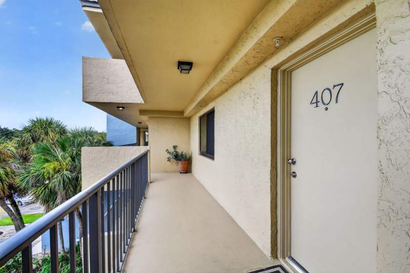 1 bedroom Condominium at 2786 Tennis Club Drive #407, Tcpb Condo, West Palm Beach — photo 3