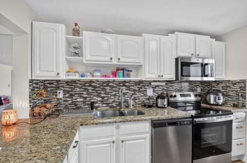 2786 Tennis Club Drive #407, West Palm Beach FL - photo 6 of 34