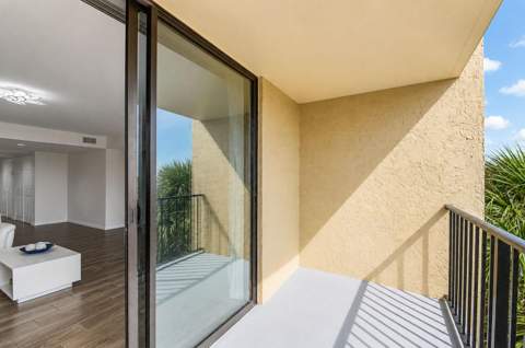 2786 Tennis Club Drive #407, West Palm Beach FL - photo 22 of 34
