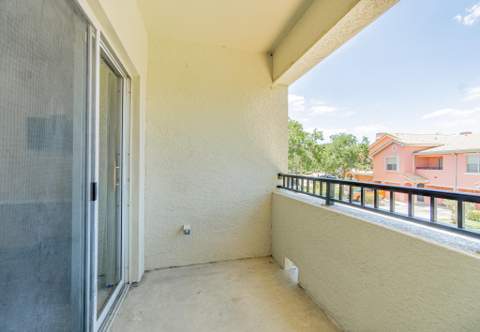 102 SW Peacock Boulevard #2-204, Port St. Lucie FL - photo 14 of 38