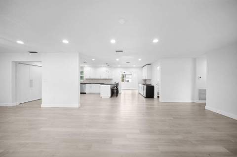 4910 SW 205th Avenue, Southwest Ranches FL - photo 6 of 66