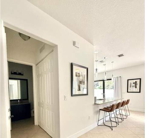 9218 SW 39th Street, Miramar FL - photo 10 of 32