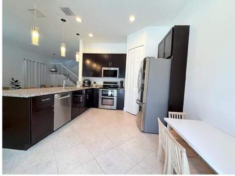9218 SW 39th Street, Miramar FL - photo 17 of 32
