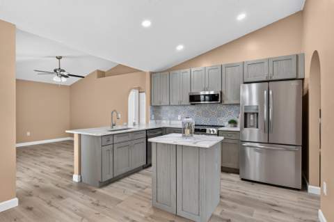 2062 SW Janette Avenue, Port St. Lucie FL - photo 6 of 29