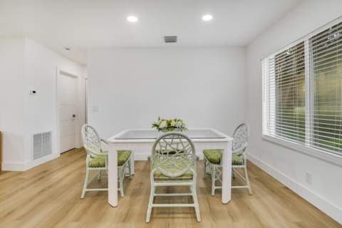 2516 Lorraine Court, North Palm Beach FL - photo 17 of 36