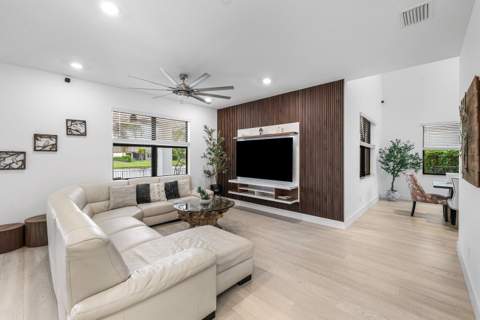 3138 Streng Lane, Royal Palm Beach FL - photo 16 of 69