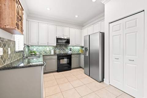 7830 Jewelwood Drive, Boynton Beach FL - photo 12 of 41