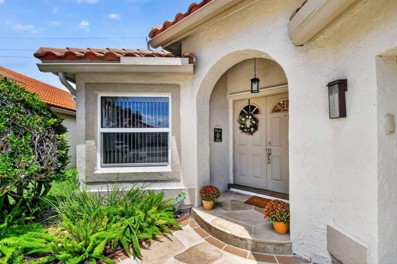 2 bedroom Single Family Residence at 6097 Bay Isles Drive, SAWGRASS LAKES; LAKERIDGE, Boynton Beach — photo 4