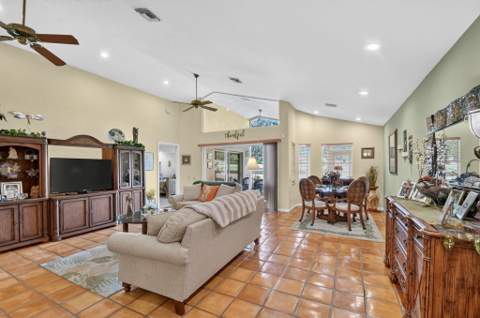 6097 Bay Isles Drive, Boynton Beach FL - photo 12 of 57