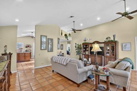 6097 Bay Isles Drive, Boynton Beach FL - photo 20 of 57