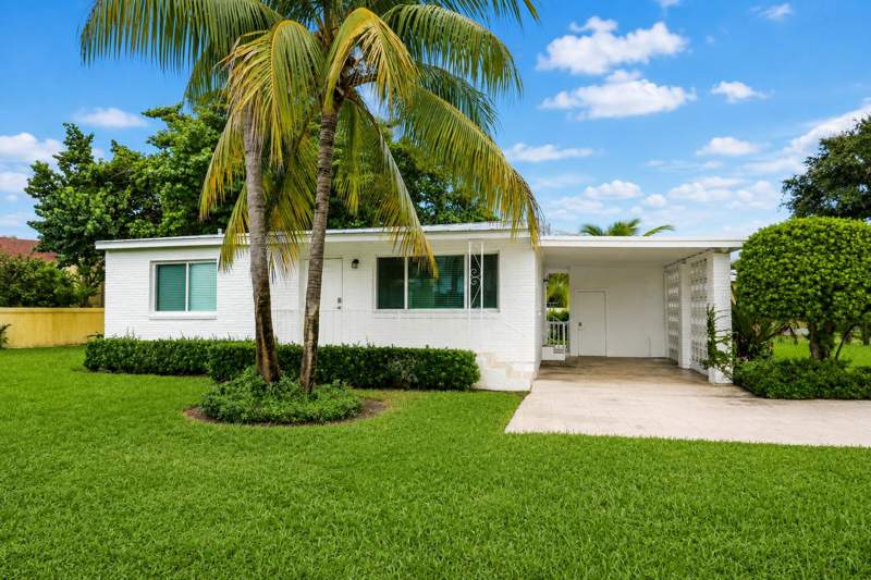 2 bedroom Single Family Residence at 2516 Lorraine Court, Lake Park Manor, North Palm Beach — photo 2