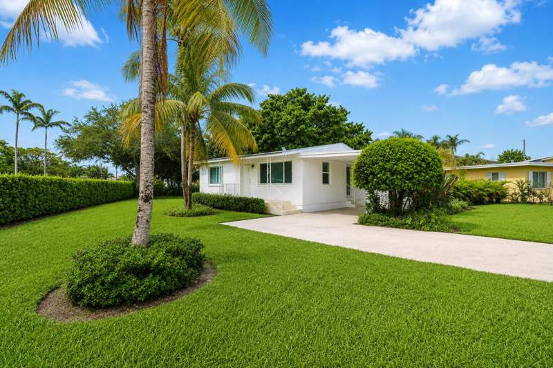 2 bedroom Single Family Residence at 2516 Lorraine Court, Lake Park Manor, North Palm Beach — photo 4