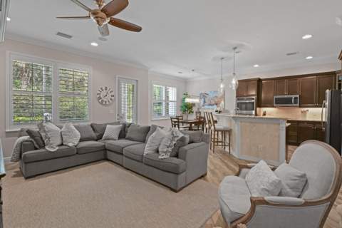 7239 Oxford Court, Palm Beach Gardens FL - photo 9 of 41