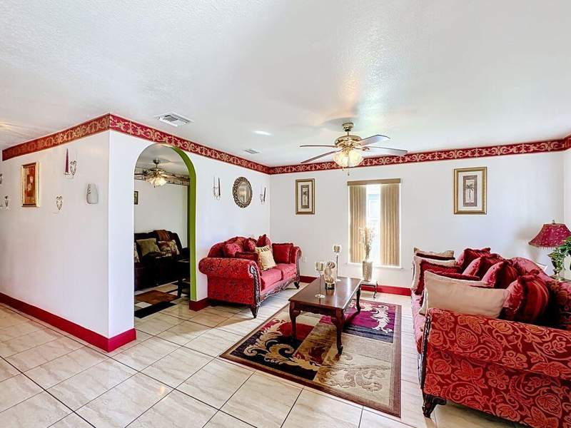 3 bedroom Single Family Residence at 2914 Zora Neal Drive, Pioneer Park Subdivision, Fort Pierce — photo 3