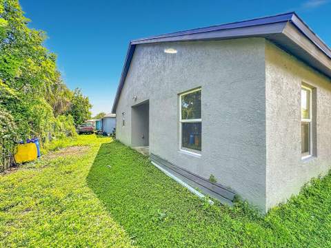 2914 Zora Neal Drive, Fort Pierce FL - photo 20 of 20
