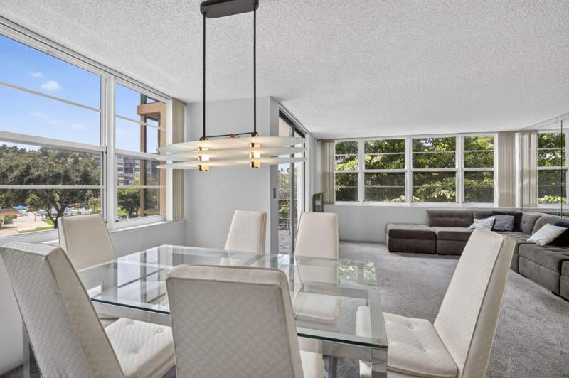 2 bedroom Condominium at 1400 Saint Charles Place #313, Park Place Condominium No One, Pembroke Pines — photo 5