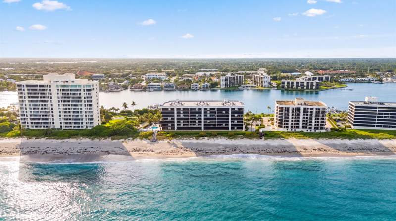 3 bedroom Condominium at 19750 S Beach Road #3030, Passages Of Jupiter Island Condo, Jupiter — photo 3