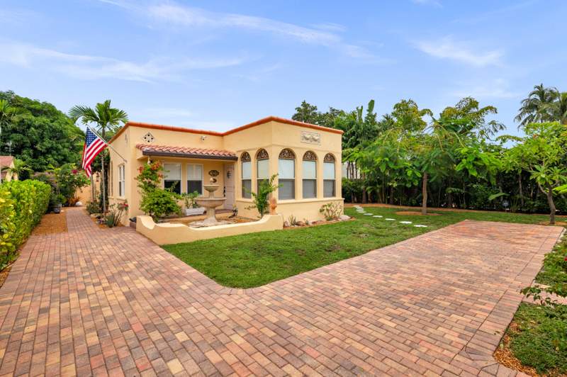 3 bedroom Single Family Residence at 319 Plymouth Road, Historic Belair in The Southend, West Palm Beach — photo 2