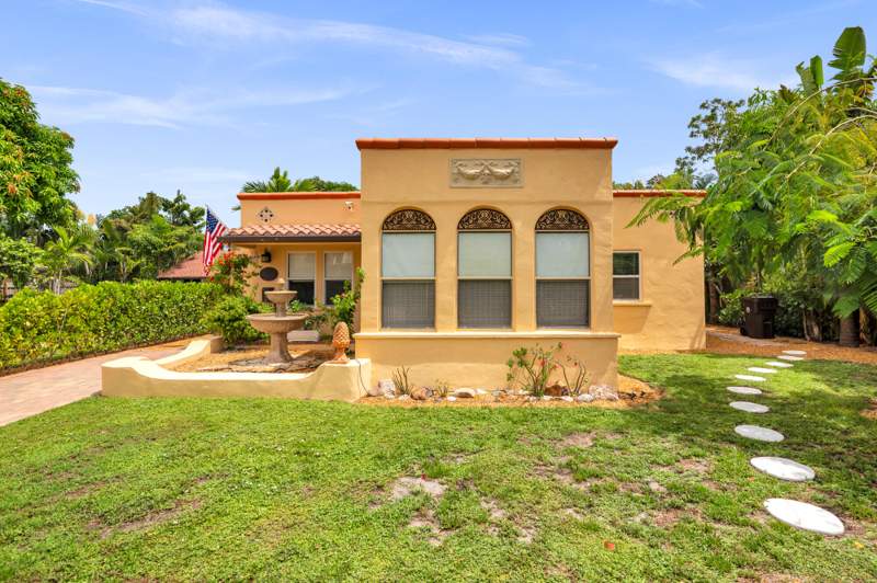 3 bedroom Single Family Residence at 319 Plymouth Road, Historic Belair in The Southend, West Palm Beach — photo 4