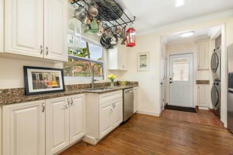 319 Plymouth Road, West Palm Beach FL - photo 14 of 49