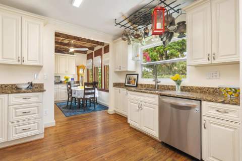 319 Plymouth Road, West Palm Beach FL - photo 13 of 49