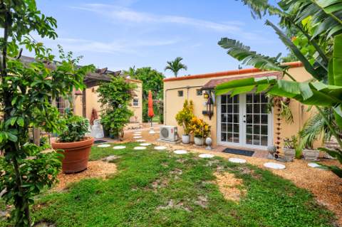 319 Plymouth Road, West Palm Beach FL - photo 24 of 49